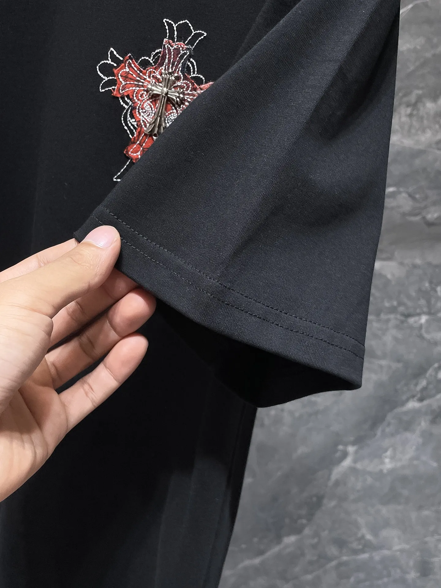 P170 new Chrome Hearts 25ss high version for summer! High-weight, environmentally friendly, high-quality top-grade fabric 280g Crow Cross Heavy Industry hand-applied embroidered willow short sleeves, counter synchronization, replica version 1:1 Recommended colors: black white